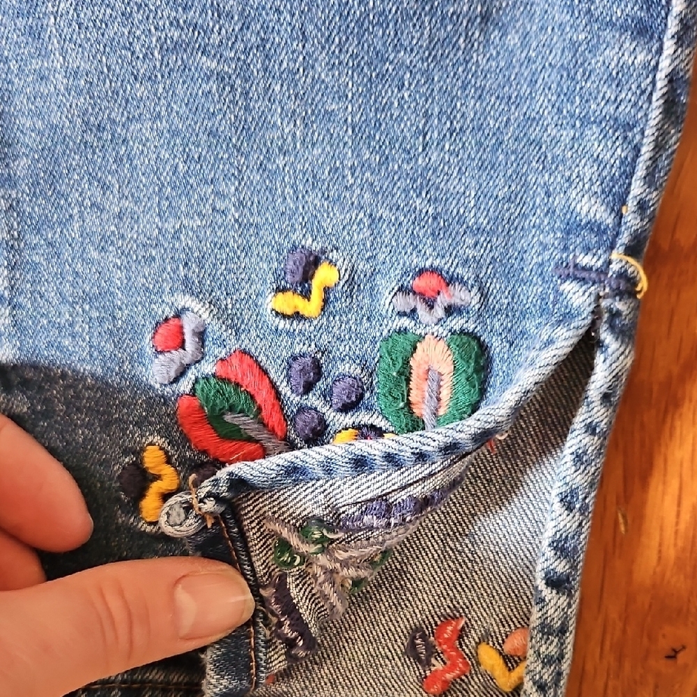 Embroidered Blue Women's Jeans - Picture 3 of 5